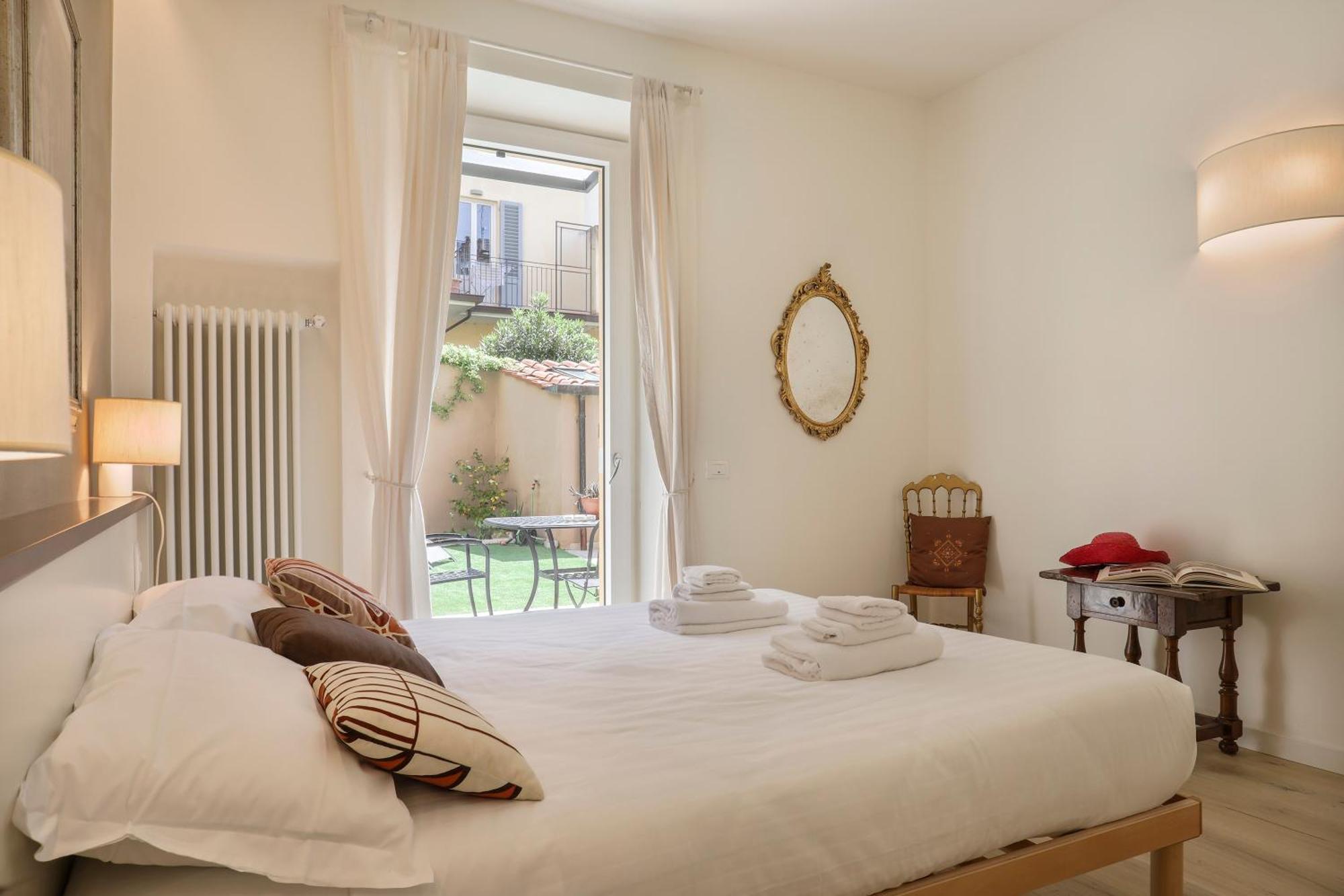 La Piccola Corte - Sweet Dreams In * Florencia
